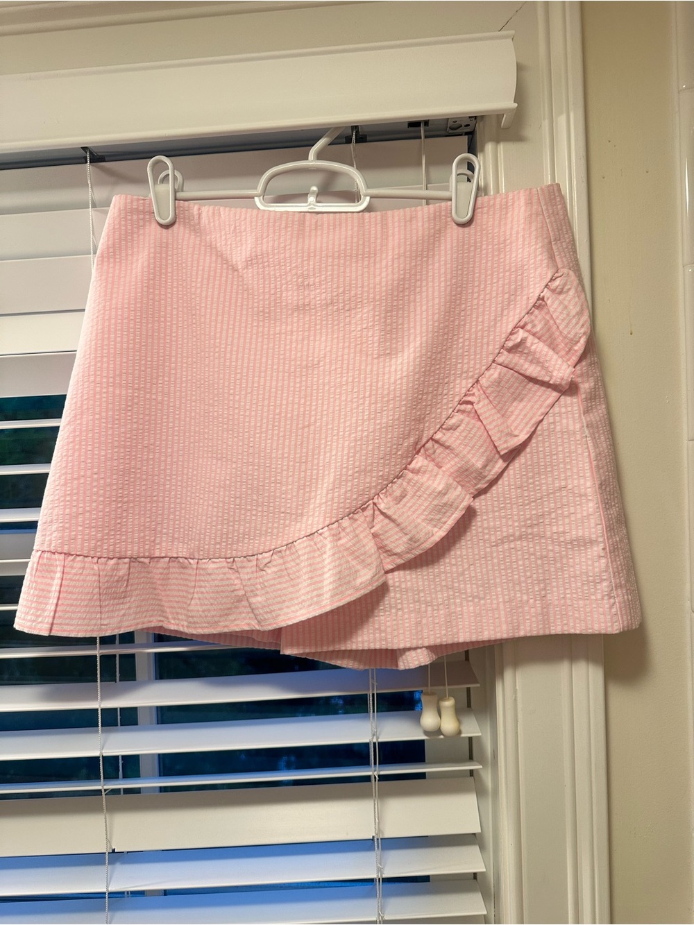 Lilly Pulitzer Light Pink Ruffle Seersucker Mini Skirt